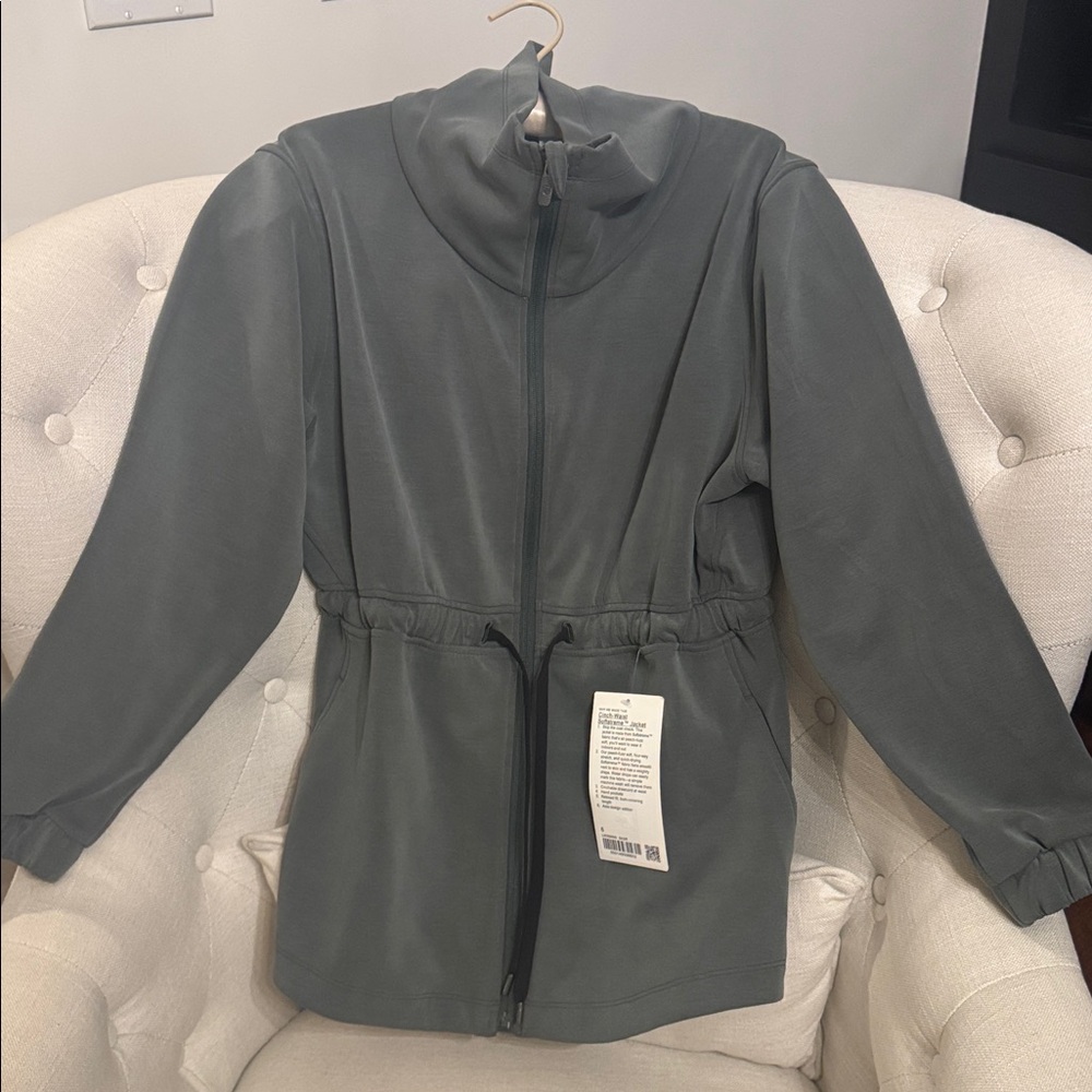 NWT Lululemon Softstreme Cinch-Waist Jacket Smoked Spruce Size 6 - Picture 12 of 15